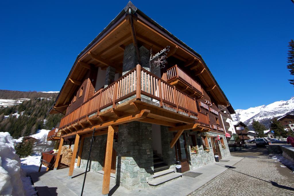 Hotel L' Aiglon Champoluc Zimmer foto